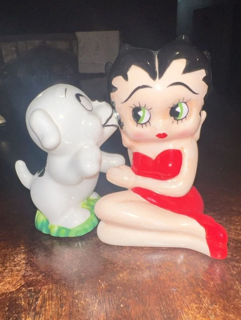 Vintage Betty Boop and Pudgy Kissing Ceramic Salt and Pepper Shaker Set